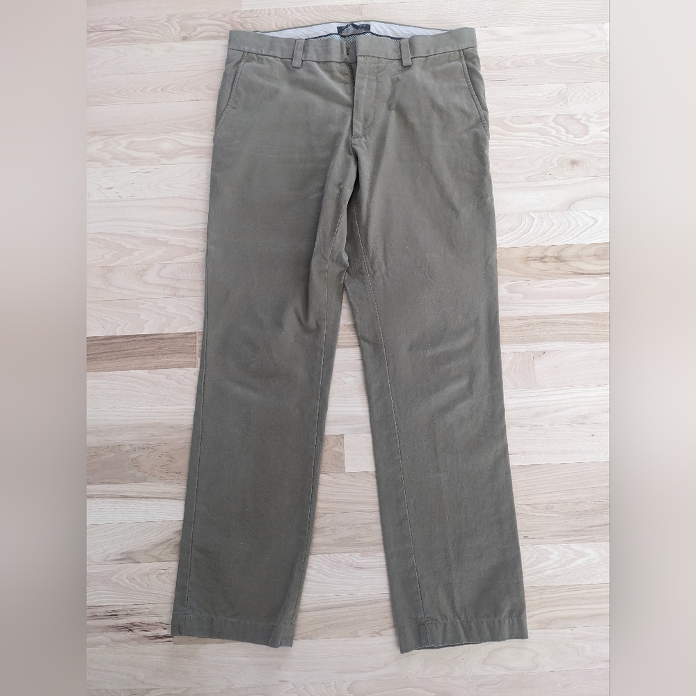 Banana Republic Aiden Chinos
